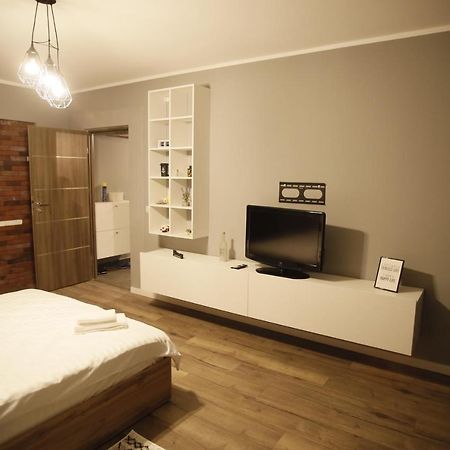 Rcc 3 Apartament Appartamento Focşani Esterno foto
