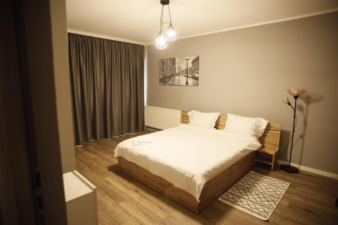 Rcc 3 Apartament Appartamento Focşani Esterno foto