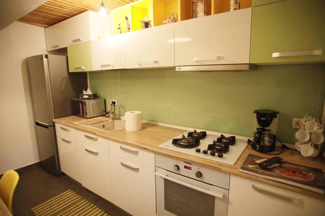 Rcc 3 Apartament Appartamento Focşani Esterno foto