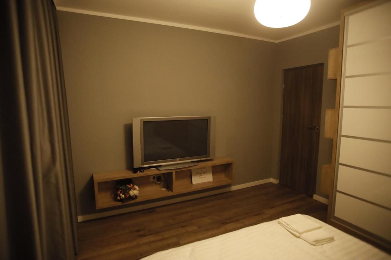 Rcc 3 Apartament Appartamento Focşani Esterno foto